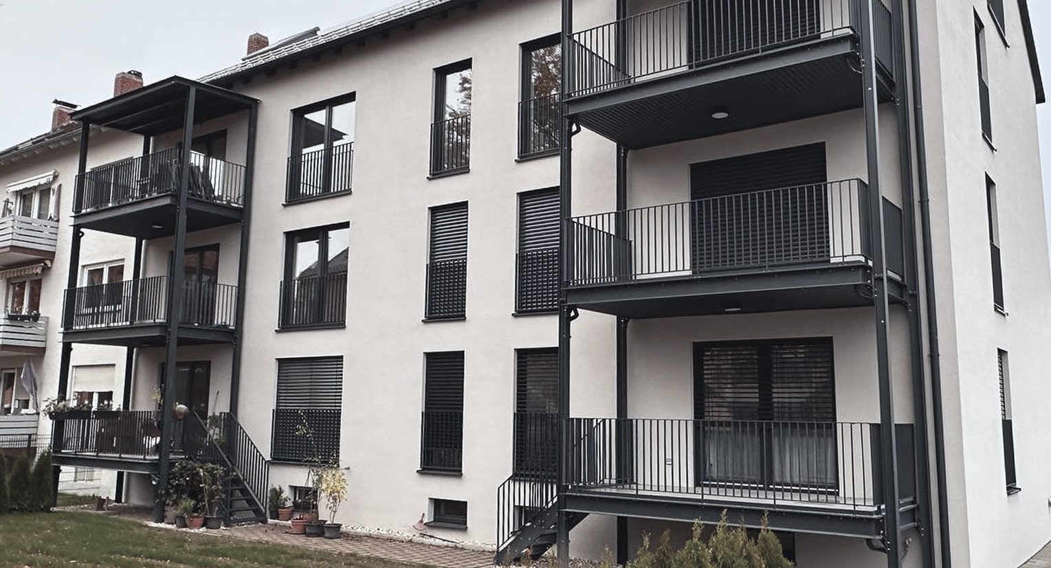 Neubau-Gelander-Treppe-min