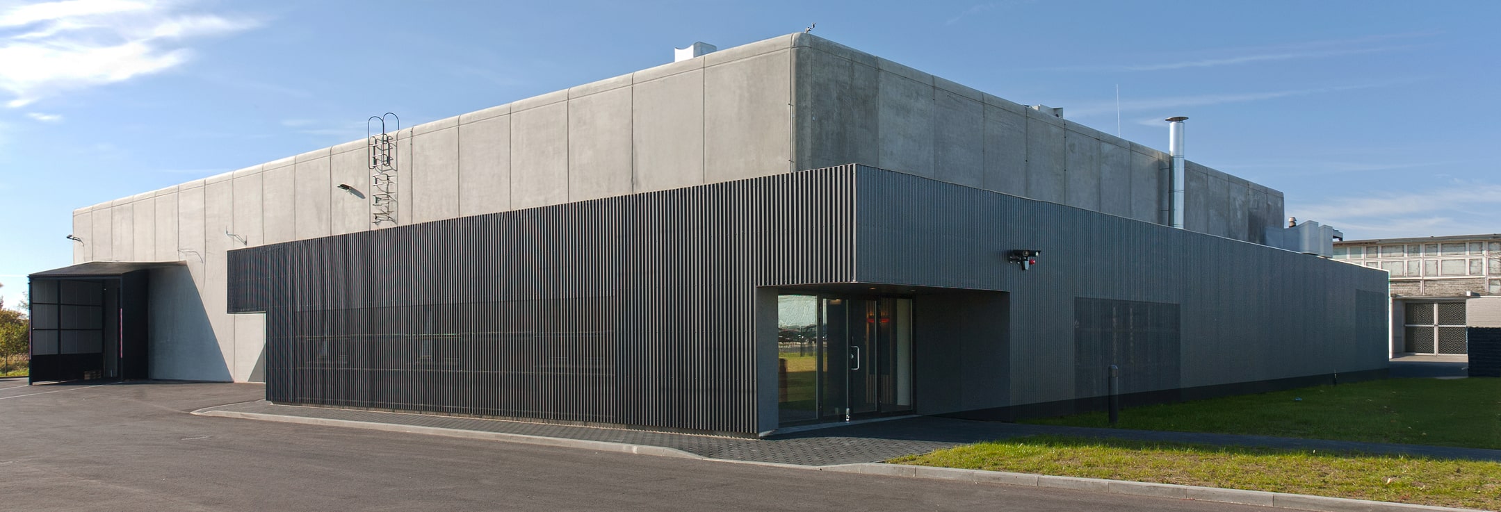 modern-factory-building-exterior-min